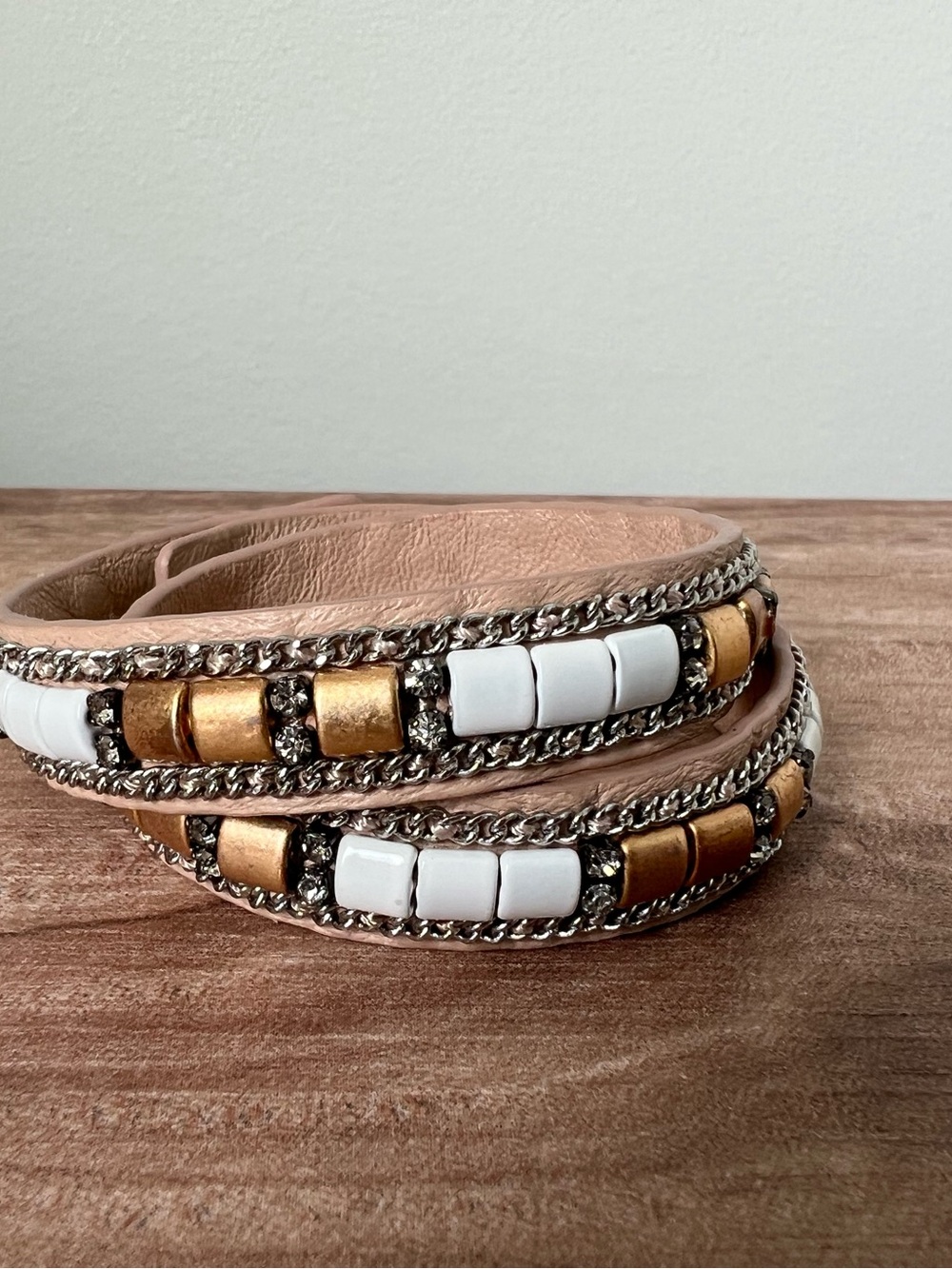 Stella & Dot Beaded Wrap Bracelet with White and Gold Accents